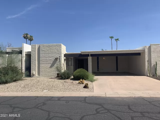 MLS: 6271520 Condo For Sale