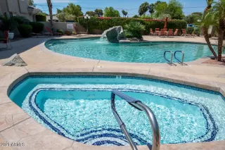 Photo #3: 6271547 Listing