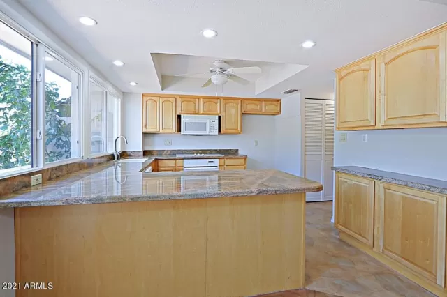 MLS: 6271654 Condo For Sale