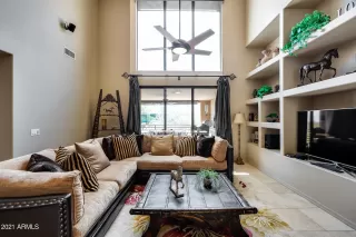Photo #3: 6271885 Listing