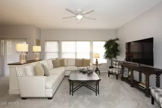 Photo #4: 6271935 Listing 