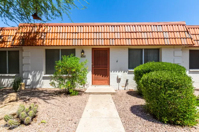 MLS: 6272177 Condo For Sale