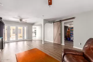 Photo #4: 6272177 Listing