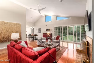 Photo #4: 6272234 Listing