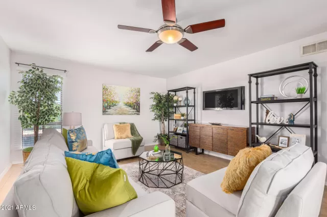 MLS: 6272600 Condo For Sale