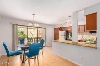 Photo #3: 6272600 Listing