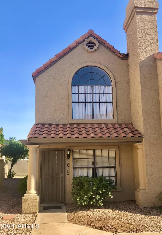 MLS: 6272771 Condo For Sale