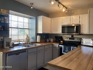 Photo #3: 6272771 Listing