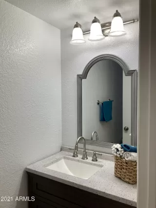 Photo #4: 6272771 Listing