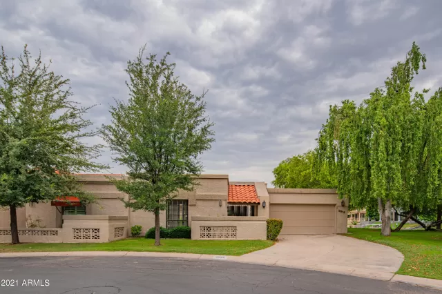 MLS: 6273191 Condo For Sale