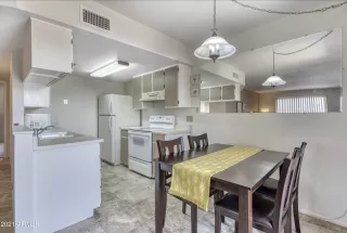Photo #6: 6273318 Listing