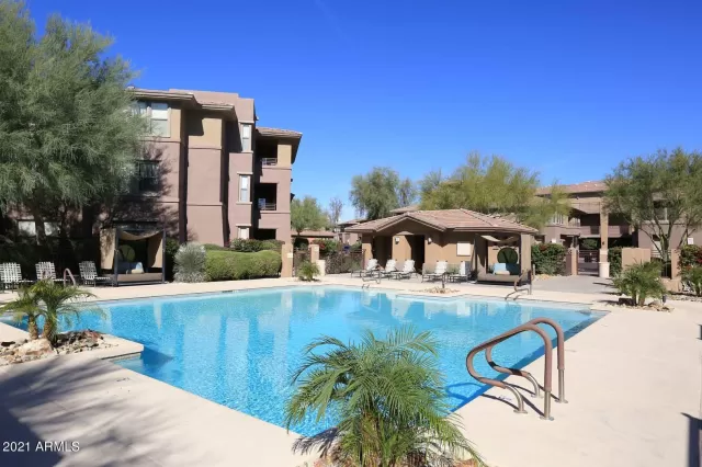 MLS: 6273463 Condo For Sale