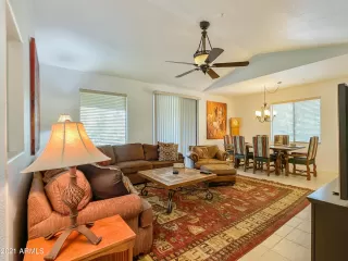 Photo #6: 6273927 Listing 