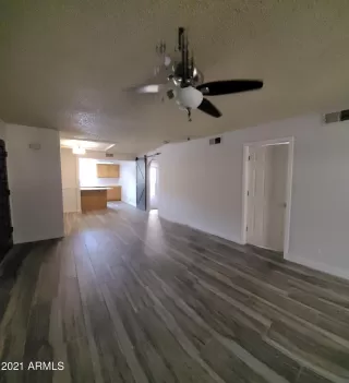 Photo #3: 6274006 Listing