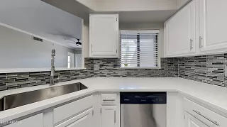 Photo #3: 6274259 Listing