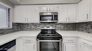 Photo #4: 6274259 Listing