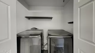 Photo #5: 6274259 Listing