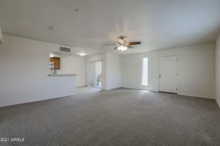 Photo #6: 6274549 Listing