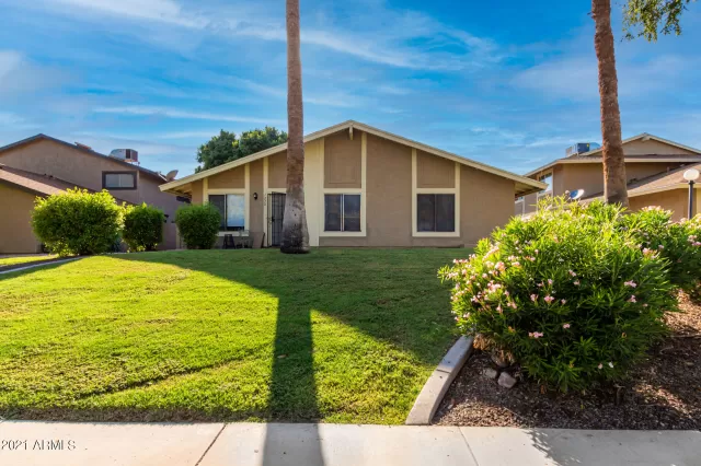 MLS: 6274992 Condo For Sale