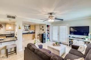 Photo #3: 6275153 Listing