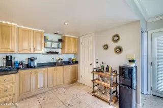 Photo #5: 6275153 Listing