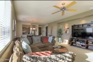 Photo #4: 6275230 Listing