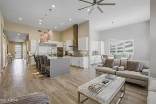 Photo #2: 6275234 Listing