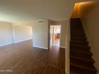 Photo #5: 6275250 Listing