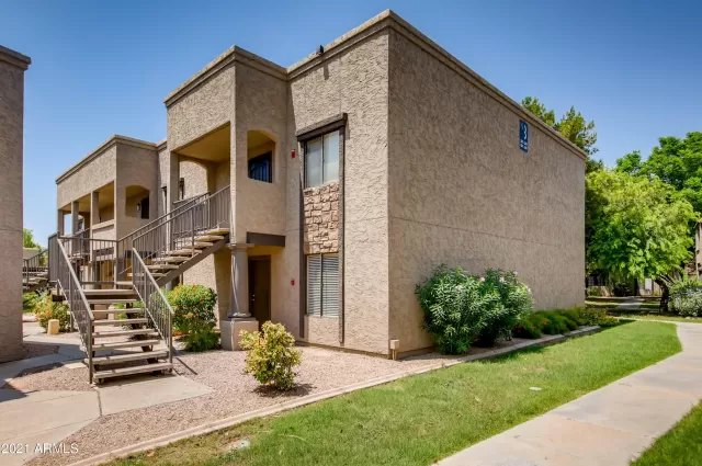 MLS: 6275689 Condo For Sale