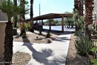 Photo #4: 6275781 Listing