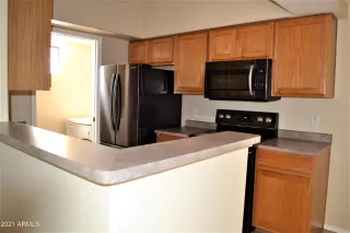 Photo #6: 6275781 Listing