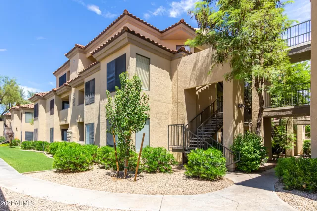 MLS: 6275925 Condo For Sale