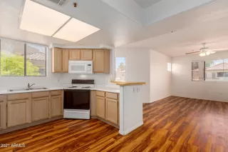 Photo #2: 6275925 Listing