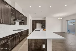 Photo #5: 6276140 Listing 