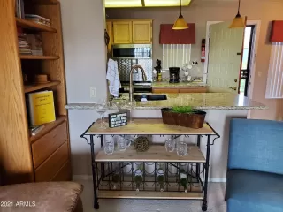 Photo #6: 6276532 Listing