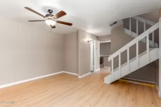 Photo #2: 6276534 Listing