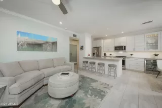 Photo #2: 6276623 Listing