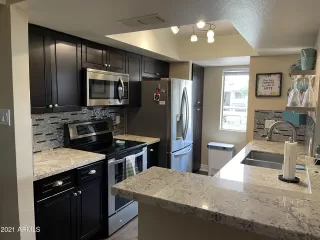 Photo #6: 6276860 Listing