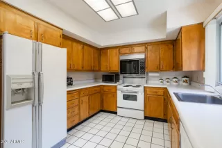 Photo #3: 6276874 Listing