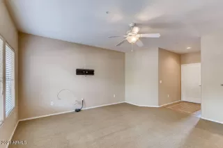 Photo #4: 6276917 Listing