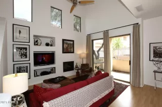 Photo #2: 6276930 Listing 