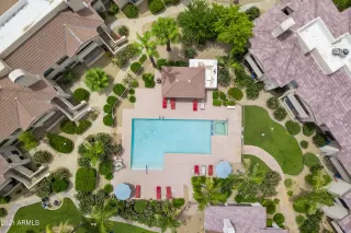 Photo #4: 6276989 Listing