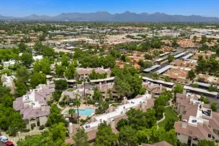 Photo #5: 6276989 Listing