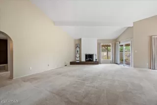Photo #3: 6277645 Listing