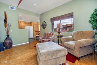 Photo #6: 6277979 Listing 