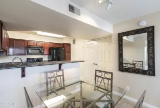 Photo #5: 6278150 Listing