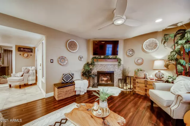 MLS: 6278411 Condo For Sale