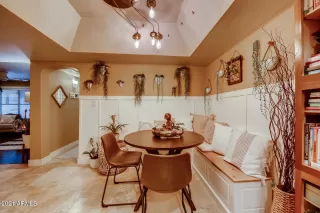 Photo #2: 6278411 Listing