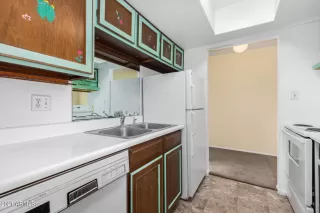 Photo #6: 6278971 Listing