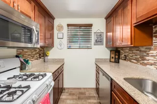 Photo #4: 6279002 Listing